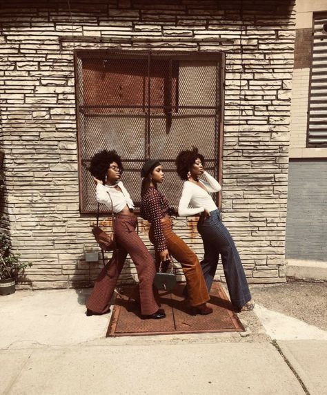 African American Culture Outfits, Black Women In The 70s Fashion, 1960s Black Women Fashion, Black Women 70s Fashion, 60s Fashion Black Women, 1950s Fashion Black Women, Black Women In The 70s, Black 70s Aesthetic, 1970s Black Women