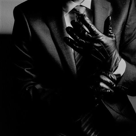 -Somebody always want Someone dead... I'm just the one who answer the call A Man In A Suit, Man In A Suit, Kaz Brekker, Six Of Crows, The Villain, Suit And Tie, His Hands, Leather Gloves, Black Aesthetic