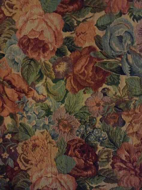 Grandmacore Wallpaper, Old Wallpaper Vintage, Vintagecore Aesthetic, Grandma Wallpaper, Vintage Flower Background, Vintage Floral Wallpaper, Unicorn Tapestries, Victorian Wallpaper, Vintage Flowers Wallpaper