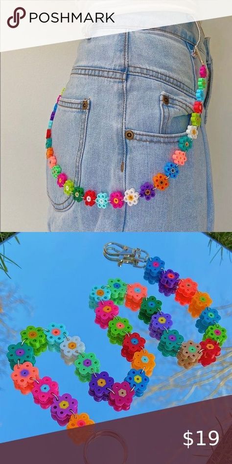 Peeler Bead Flower Chain, Perler Beads Circle Ideas, Perler Bead Flower Chain, Perler Beads Chain, Ironed Beads Ideas, Perler Beads Ideas Flowers, Peeler Bead Ideas Cute, Stuff To Make With Perler Beads, Flower Iron Beads