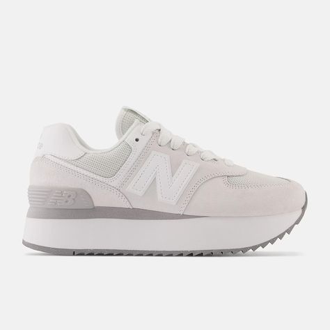 Women New Balance, New Balance Womens Shoes, Trendy Shoes Sneakers, Preppy Shoes, New Balance 574, Shoe Inspo, New Balance Sneakers, Hot Sneakers, Swag Shoes