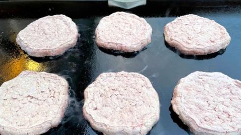 How To Cook Frozen Burgers On A Blackstone Griddle | Thrilling Grilling Hamburgers On Blackstone Griddle, Burgers On Blackstone Griddle, Blackstone Burgers, Grilling Frozen Burgers, Griddle Ideas, Frozen Burger Patties, Bubba Burgers, Blackstone Cooking, How To Cook Hamburgers