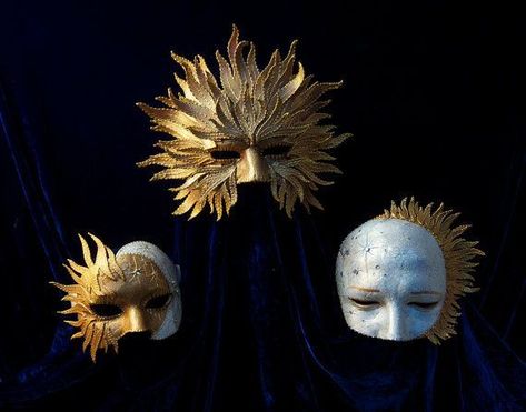 Pierrot Clown, Venetian Masks, Cool Masks, Masks Art, Carnival Masks, Masks Masquerade, �판타지 아트, Fantasy Clothing, Mask Design