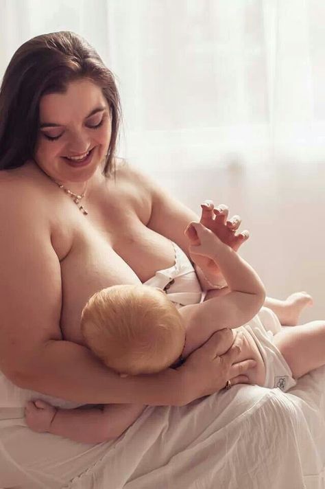 Picture perfect momma just beautiful Mother Feeding Baby, Nursing Photography, Mother Baby Photography, Mother Feeding, Beautiful Pregnancy, Feeding Baby, Beautiful Dresses Short, Seductive Clothes, Strong Women Quotes