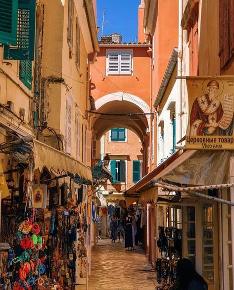 Lads Holiday, Corfu Old Town, Greece Aesthetics, Corfu Town, Greece Trip, Corfu Island, Building Photography, Lovely Pictures, Corfu Greece