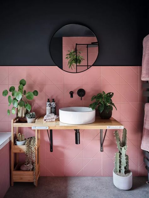 Boujee Bathroom, Blush Bathroom, Pink And Black Bathroom, Tiny Bath, Travel Camper, Creative Aesthetic, Bathroom Diy, Aesthetic Bathroom, Pink Tiles