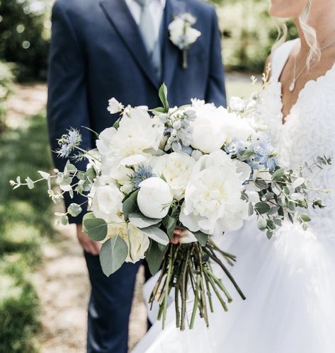 Beautiful white peonies and garden roses bridal bouquet with touch of blue. White Peony Bridal Bouquet, Peony Bridal Bouquet, White Peonies Bouquet, Bridal Bouquet Peonies, Floral Design Wedding, Bridal Bouquet Blue, Peony Bouquet Wedding, Blue Wedding Bouquet, Bridal Bouquet Flowers