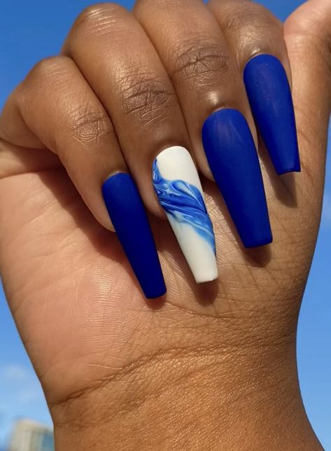 Nails Ocean, Coffin Nails Designs Summer, Ocean Nails, Long Coffin Nails, Natural Acrylic, Blue Ombre Nails, Natural Acrylic Nails, Short Coffin, Blue Acrylic Nails