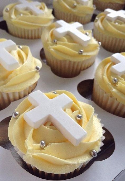 Baptism Desserts, Christian Cakes, Baptism Cupcakes, Christening Cupcakes, Confirmation Cakes, Mango Cake, Cupcakes Decorados, Creative Cupcakes, Christmas Cake Decorations