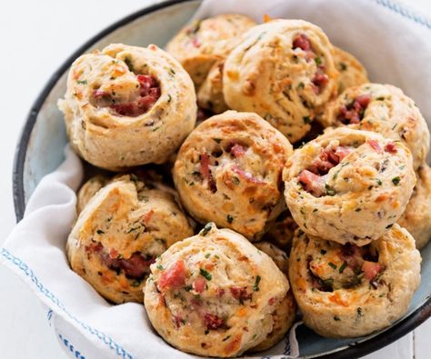 Cheesy pinwheel scones straight from the oven is such a treat! Use buckwheat flour for gluten-free. You can mix up the fillings depending on what you have. Pinwheel Scones, Health Treats, Meals From Scratch, Nadia Lim, Kid Friendly Recipes, Cheese Pinwheels, Kids In The Kitchen, Gf Baking, Savory Scones