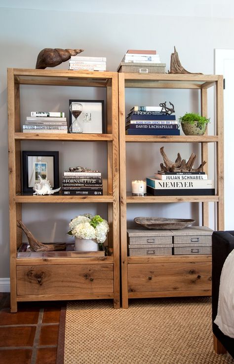 Spotlight On Leo Parrella Design Group Masculine Bookshelf, Wood Shelving Units, Bookcase With Drawers, Masculine Decor, Past Mistakes, House Shelves, Bookcase Styling, Bookshelf Styling, Kitchen Family Rooms