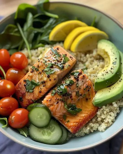 Lemon Herb Salmon and Avocado Quinoa Bowl | Homemade Recipes Lemon Herb Salmon And Avocado Quinoa Bowl, Grilled Salmon Bowl, Salmon Quinoa Bowl, Lemon Herb Salmon, Easy Salmon Dinner, Healthy Salmon Dinner, Salmon And Avocado, Lemon Fish, Breakfast Yogurt