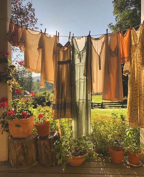 The Ego, Vintage Italy, Cute House, Summer Dream, Slow Living, Clothes Line, Yurt, House Inspo, The Coffee