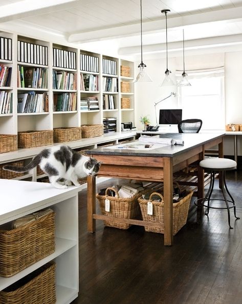 Thirty of our favorite organized home workspaces.    #["colorful", "contemporary", "eclectic", "minimalist", "Office & Workspace", "Inspiration", "Eye-Candy"] Interior Design Studio Workspace, Creative Space Ideas, Interior Design Studios, White Built Ins, Atelier Studio, Design Studio Workspace, Basement Office, Art Studio Space, Art Studio Room