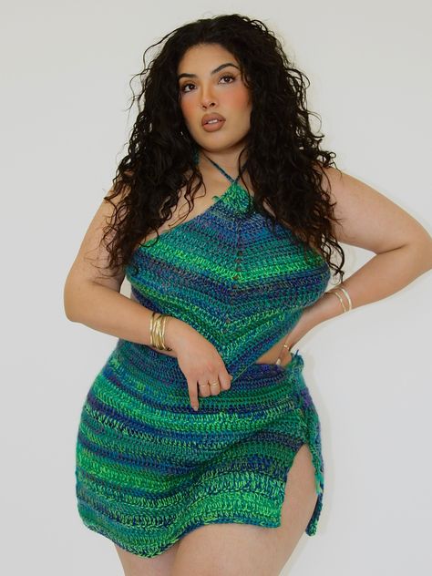 Crochet Dress For Women, Crochet Bodycon Dresses, Green Crochet, Crochet Clothing, Clothing Designs, Crochet Set, Knitted Bodycon Dress, Crochet Dress Pattern, Pattern Ideas