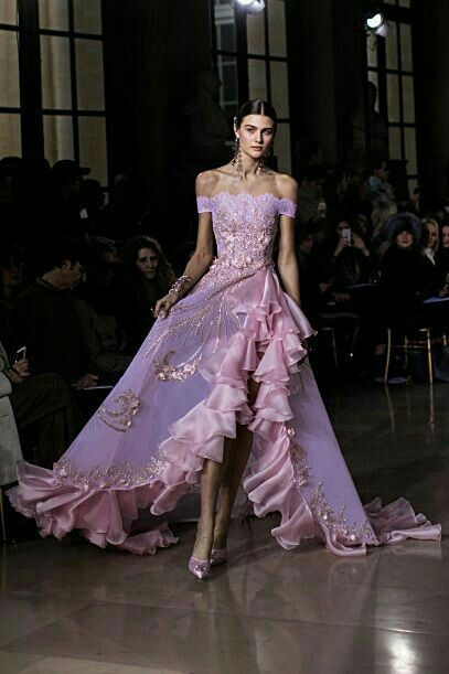 Look Gatsby, Runway Fashion Couture, Georges Hobeika, فستان سهرة, Couture Gowns, Glam Dresses, 가을 패션, Gorgeous Gowns, Spring 2017