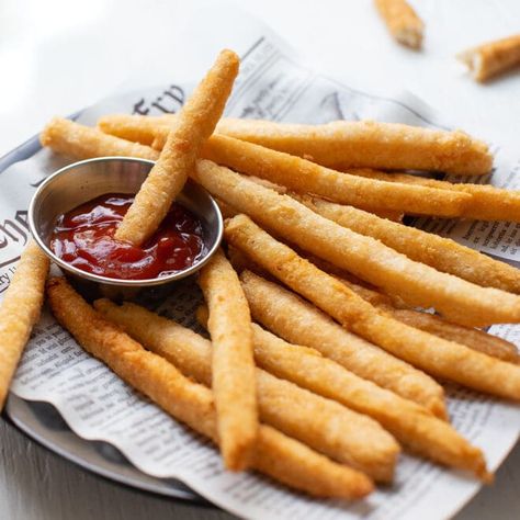 Keto French Fries - Kirbie's Cravings Keto French Fries, Keto Fries, Strict Keto, Sugar Free Ketchup, Keto Sides, Keto Appetizers, French Fries Recipe, Free Keto Meal Plan, Keto Side