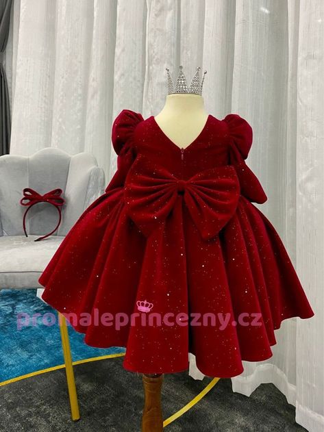 Kids Party Frocks Design, Kids Frocks Design Party Wear, New Year Party Outfit Winter, New Year Party Outfit, Wedding Gowns Ideas, Color Wedding Dresses, Wedding Dresses Ideas, Frocks For Kids