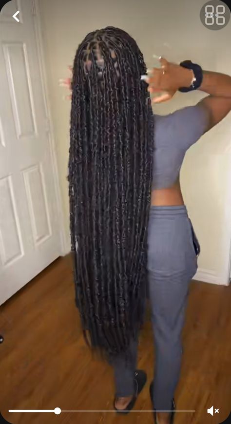 Queens Hairstyles, Straight Faux Locs, Locs Long, Future Hairstyles, Braids Locs, Soft Locs, Protective Hairstyles For Natural Hair, Edges Hair, Natural Hairstyle