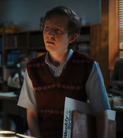 Fred Benson Stranger Things, Fred Stranger Things, Fred Benson, Nerd Man, Stranger Things Season 4, Stranger Things Tv, Scary Stuff, Stranger Things Dr, Stranger Things Characters