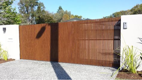 Automatic Gates Driveways, Japanese Garden Style, Metal Gates Design, Tor Design, Farm Entrance, Ranch Gates, Outdoor Shutters, Modern Gate, Steel Gate Design