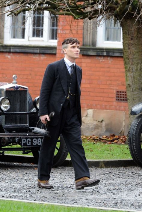 Jackson Rippner, Cillian Murphy Aesthetic, Shelby Thomas, Murphy Aesthetic, Raymond Leon, Robert Fischer, Cillian Murphy Tommy Shelby, Detective Outfit, Peaky Blinders Suit