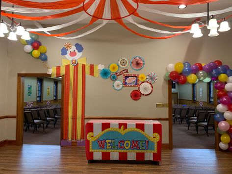 Carnival Theme Classroom Party, Circus School Decorations, Circus Theme School Decorations, Celebrate The Savior Vbs Decorations, Carnival Hallway Decorations, Celebrate The Savior Vbs, Circus Decorations Classroom, Circus Theme Classroom Decorations, Carnival Vbs Decorations