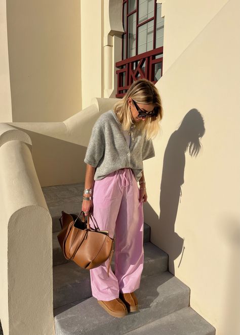 Recherche: pyjama (75) curated on LTK Wfh Outfits, Linen Pants Outfit, Skirt Streetwear, Skirts Flowy, Retro Skirt, Loose Cardigan, Uggs Outfit, Printed Pleated Skirt, Top Streetwear