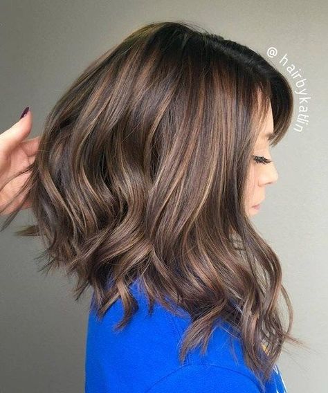 Wavy Angled Lob                                                                                                                                                                                 More Gray Blending, A Line Haircut, Line Bob Haircut, Inverted Bob Hairstyles, Long Bob Haircuts, Lob Hairstyle, Long Bob Hairstyles, Medium Hair Cuts, Great Hair