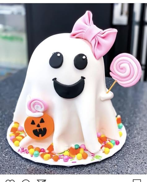 Ghost Bday Party, Ghost 3rd Birthday, Ghost 1st Birthday Cake, Ghost 1st Birthday, Boo Smash Cake, Ghost Halloween Cake, Boo I’m Turning Two Cake, Minnie Halloween Cake, Halloween Birthday Cakes Girl