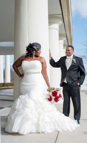 REAL WEDDING | GRAY, PINK AND RED WEDDING IN MARYLAND | TRENIQUE ARTISTRY | Pretty Pear Bride