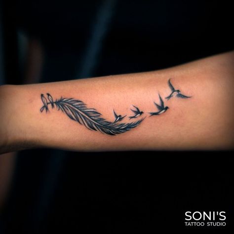 Infinity Tattoo With Feather And Birds, Feather Birds Tattoo, Braclet Tattoo, India Tattoo, Infinity Tattoo With Feather, Tattoo Feather, Feather With Birds Tattoo, Indian Feather Tattoos, Mama Tattoo