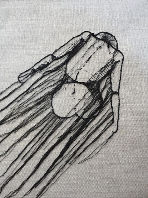 Thread left hanging loose at end as if it is running ink. Distortion. Art Fil, Contemporary Embroidery, Thread Art, Art Textile, Embroidery Inspiration, Embroidery And Stitching, A Drawing, Digital Embroidery, Art Journals