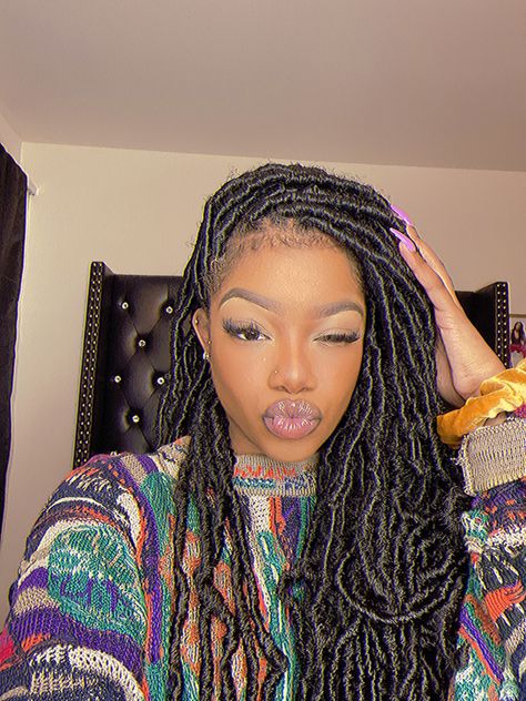 faux locs, extended locs , soft locs Lock Braids, Valentines Day Hairstyles Black Women, Extended Locs, Valentine Hairstyle, Valentine Hairstyles, Valentines Day Hairstyles, Afro Hair Tips, Locs Soft, Stefflon Don