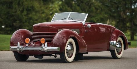 Cord Automobile, Cord Car, Old American Cars, Automobile Engineering, Course Automobile, Sport Automobile, Old Classic Cars, Car Brand, Car Images