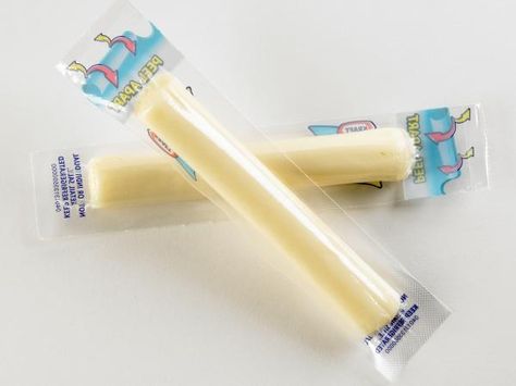 8 Grab-and-Go Proteins That Fill You Up: String cheese http://www.prevention.com/food/healthy-eating-tips/8-grab-and-go-proteins-fill-you?s=4&?cm_mmc=Eat-Up-Slim-Down-_-1694016-_-05122014-_-8-grab-go-proteins-read-more Big Game Food, Comedy Books, Avocado Chicken Salad Recipe, Cheese Packaging, Healthy Food Swaps, Food Swaps, Healthy Protein Snacks, Post Workout Snacks, String Cheese