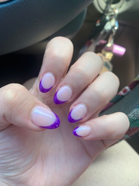 purp french tip Deep Purple French Tip Nails, French Tip Dark Purple, Royal Nails, Nails April, Dark Purple Nails, Winter Ball, Simple Gel Nails, Ideas Nails, French Tip Nails