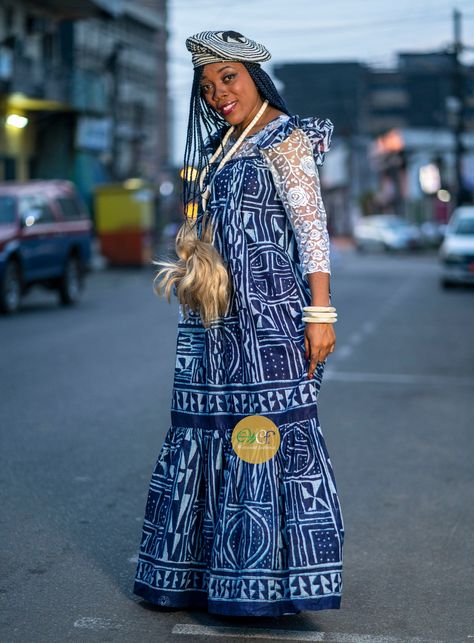 Cameroon Kaba Styles, Adire Styles, African Print Long Dress, African Chic, Goddess Gown, Traditional African Clothing, African Fabric Dress, Beautiful Jumpsuits, Muumuu Dress