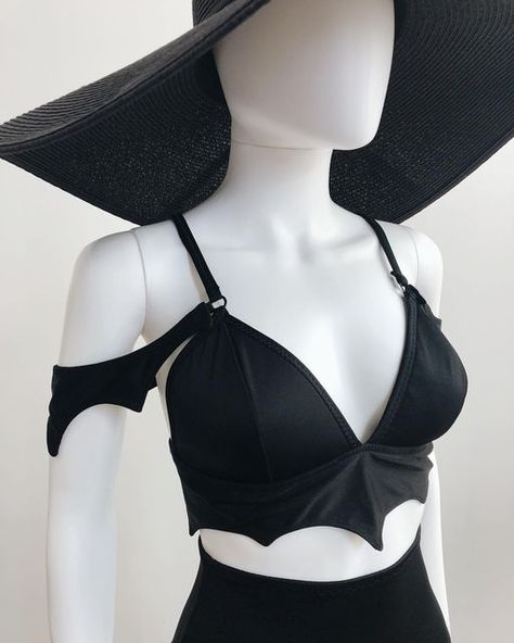 Summer Goth, Bat Wing, Goth Outfits, Edgy Outfits, Character Outfits, Goth Fashion, Gothic Fashion, Diy Clothes, Aesthetic Clothes