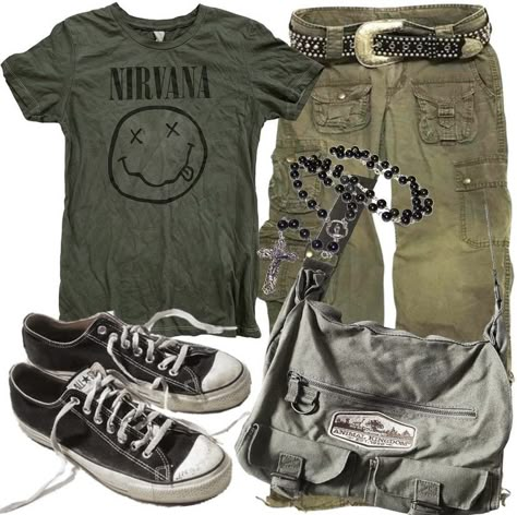 Green Emo Aesthetic, Green Grunge Outfit, Emo Aesthetic Outfit, Green Grunge, Grunge Fits, Aesthetic Men, Emo Aesthetic, Grunge Outfit, Funky Outfits