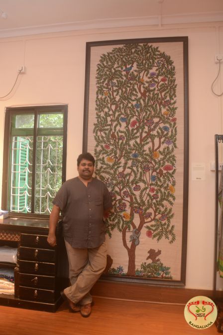 Designer Gaurang Shah’s “Kalpavriksha- The Sacred Tree of Life” Showcased http://fashion.sholoanabangaliana.in/designer-gaurang-shahs-kalpavriksha-the-sacred-tree-of-life-showcased/ Kalpavriksha Tree Painting, Tree Of Life Painting On Wall, Kalpvruksh Tree Art, Kalpavruksh Tree Painting, Kalpavruksh Tree, Madhubani Tree Of Life, Diy Interior Painting, Madhubani Tree, Sanjhi Art