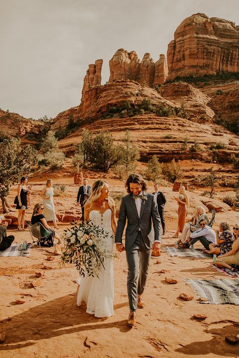 Bohemian Desert Wedding, Desert Wedding Arch Ideas, Cathedral Rock Sedona Wedding, Desert Elopement Arizona, Red Rock Wedding Pictures, Sedona Elopement Ideas, Flagstaff Arizona Wedding, Sky Ranch Lodge Sedona Weddings, Sedona Wedding Photos