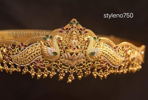 Beautiful one gram gold peacock motif and Lakshmi devi vadanam. 1 gram gold sets with price latest 1 gram gold jewellery 1gm jewellery designs 16 January 2022 Ottiyanam Designs Gold Latest, Oddiyanam Designs Gold Latest, Latest Haram Gold Designs 2023, Vadanam Latest Designs, 1gram Gold Jewellery With Price, Gold Vaddanam Designs Latest, One Gram Gold Jewellery With Price, Vadanam Designs Gold, Chain Vaddanam