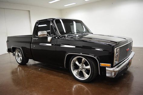 1987 GMC C10 | Classic Car Liquidators in Sherman, TX 1984 Chevy Truck, Chevy Cheyenne, Door Headboards, 87 Chevy Truck, Vintage Chevy Trucks, Truck Pics, Chevy Trucks Silverado, Silverado Truck, Chevy Classic