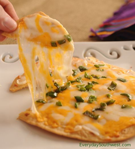 Mmmm... warm melted cheese and roasted chiles on a crispy flour tortilla. No, it's not heaven, it's Southwest's authentic cheese crisps invented in our home town of Tucson, Arizona. Sometimes simpl... Cheese Crisp Recipe, Crisps Recipe, Authentic Mexican Recipes, Cheese Crisps, Mexican Cheese, Crisp Recipe, Tucson Arizona, Mexican Food Recipes Authentic, Quesadillas