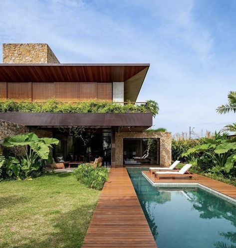 Jungle Bungalow, Kitchen Design Remodel, Organic Pool, Backyard Modern, Brazil Houses, Views Aesthetic, Tropical Backyard Landscaping, Retreat Home, Aesthetic Tropical