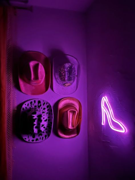 Cowgirl Hat Decor, Disco Cowboy Room, Cowboy Hats Wall Decor, Cowgirl Hats On Wall, Cowgirl Hat Wall Decor, Disco Cowgirl Room Aesthetic, Cowgirl Hat Wall, Pink Western Decor, Disco Cowgirl Bathroom