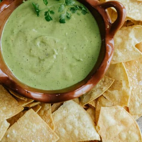 Fake Guacamole, Taqueria Salsa, Zucchini Salsa, Mexican Squash, Creamy Guacamole, Mexican Salsa Recipes, Avocado Salsa Recipe, Creamy Salsa, Guacamole Ingredients