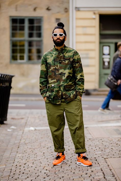 Military Style Outfits, Oslo Fashion, Retro Inspired Outfits, True Gentleman, Haircut Inspiration, Dapper Men, Streetwear Men, Hair Haircut, Latest Mens Fashion