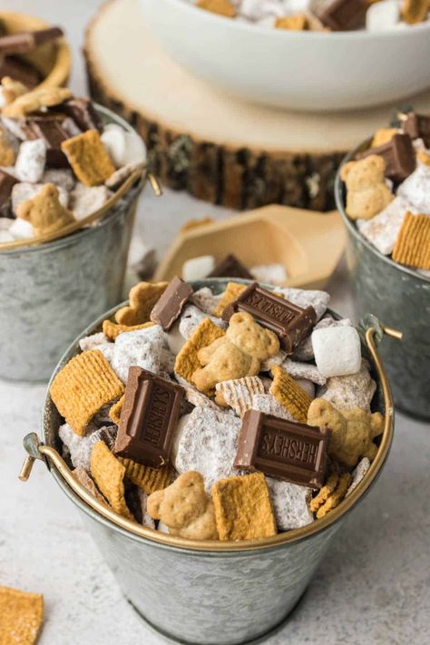 Chex Cereal Recipes, Chex Mix Muddy Buddies, Puppy Chow Recipe, Chocolate Chex, Muddy Buddies Recipe, Chow Recipe, Chocolate Cereal, Puppy Chow Recipes, Trail Mix Recipes